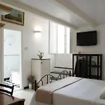 Casa Camelia - Cathedral View Apartment, 90m From Duomo * Noto