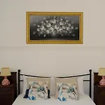 Vakantiehuis Casa Camelia - Cathedral View Apartment, 90m From Duomo