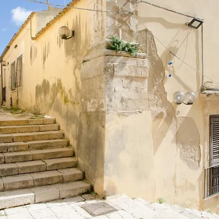 度假居 Casa Camelia - Cathedral View Apartment, 90m From Duomo 诺托