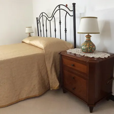 Casa Camelia 펜션 노토
