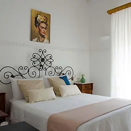 Casa Camelia - Cathedral View Apartment, 90m From Duomo