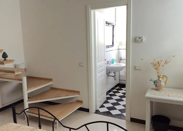Vakantiehuis Cathedral View Apartment Noto, Historic Center, Steps From Duomo Noto
