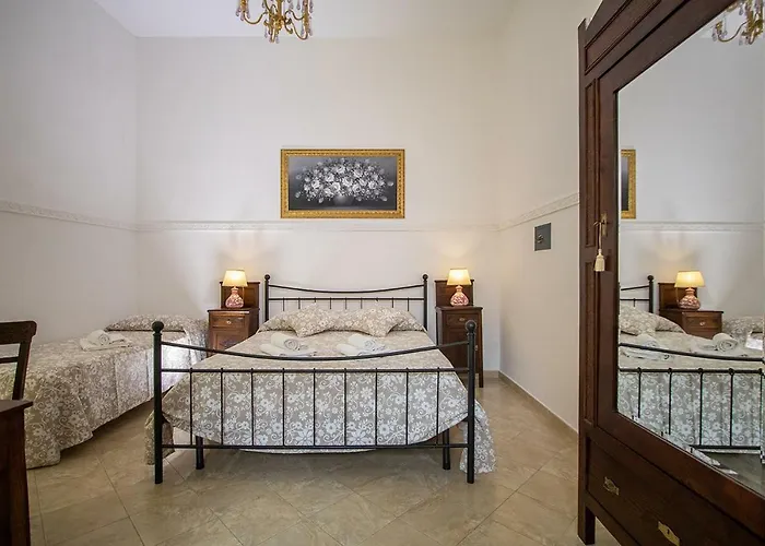 Holiday home Casa Camelia